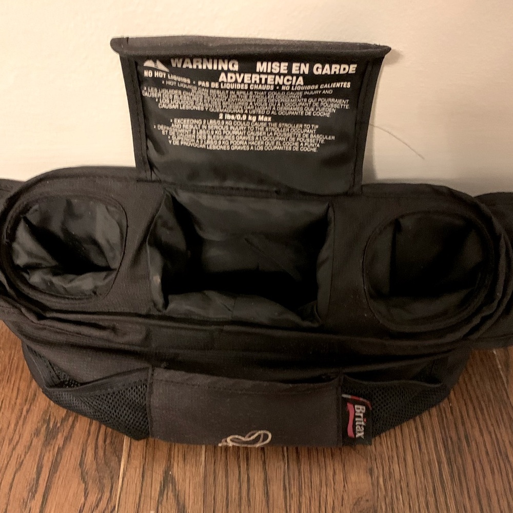 Britax stroller organizor/cup holder.Velcro attach
